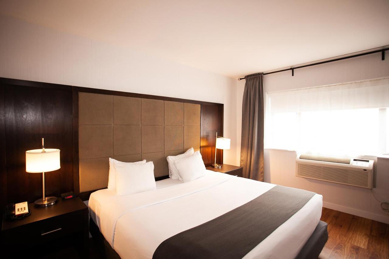 Hotel Newstar Монреал Екстериор снимка