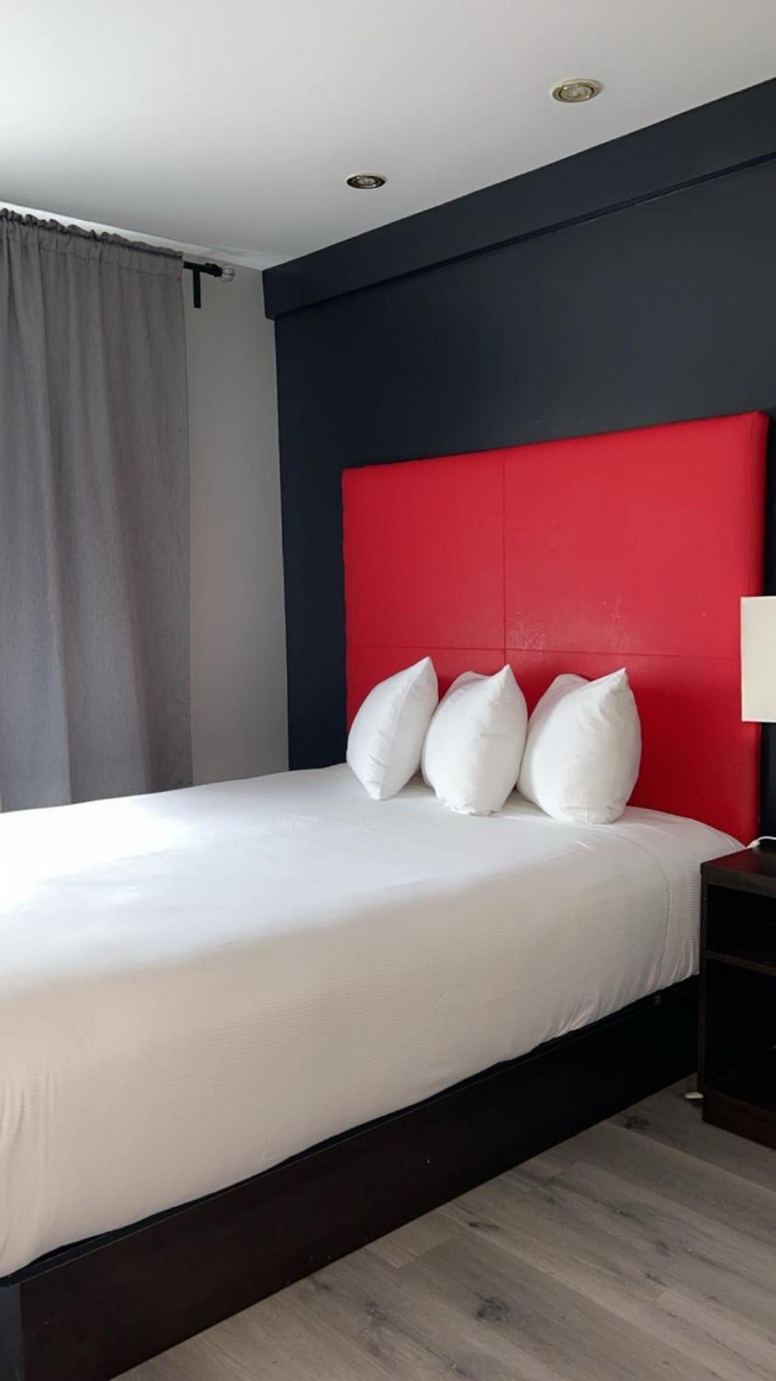 Hotel Newstar Монреал Екстериор снимка